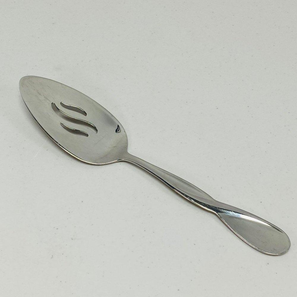 Onedia 6 Piece Serving Set Satin Aquaris Silver Spoon Fork Pie Server - Picture 6 of 12